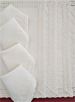 Serviette mit Spitzen